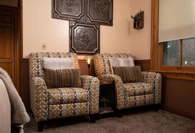 スタンダードルーム, Riverboat Suites