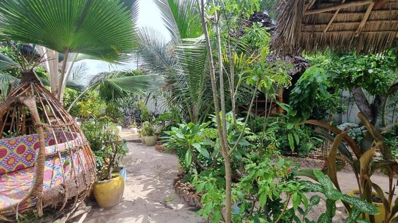 חדר אקונומי, Salama & Mbuyuni Bungalows