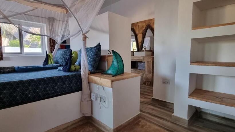 בקתה דלוקס, Salama & Mbuyuni Bungalows