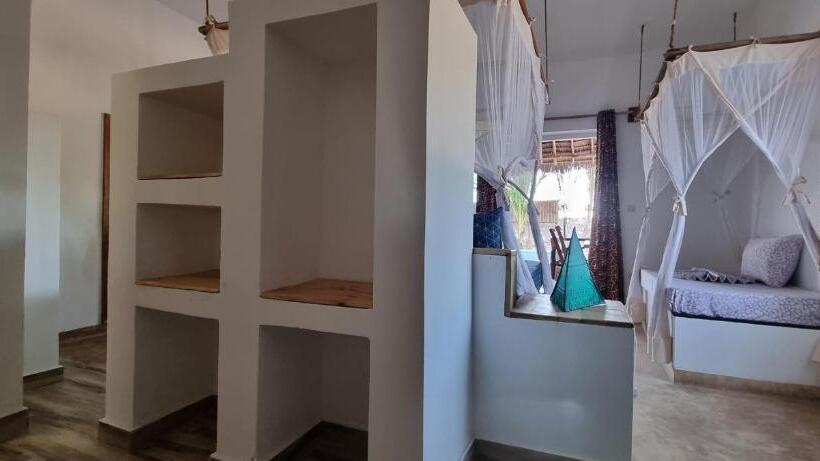 בקתה דלוקס, Salama & Mbuyuni Bungalows