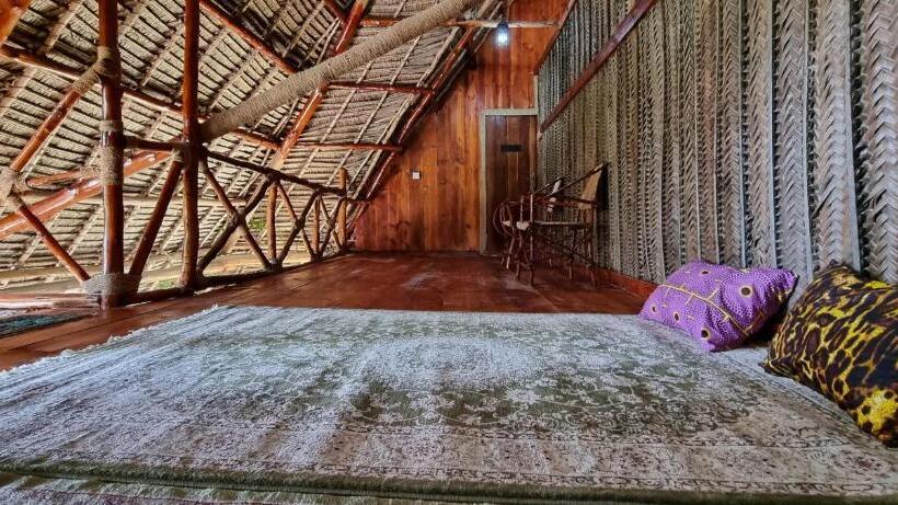 חדר אקונומי, Salama & Mbuyuni Bungalows