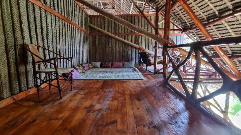 חדר אקונומי, Salama & Mbuyuni Bungalows