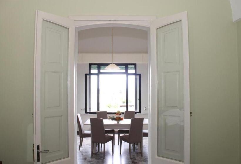 Anslutande Standardrum, Palazzo Rondine   Affittacamere Con Cucina