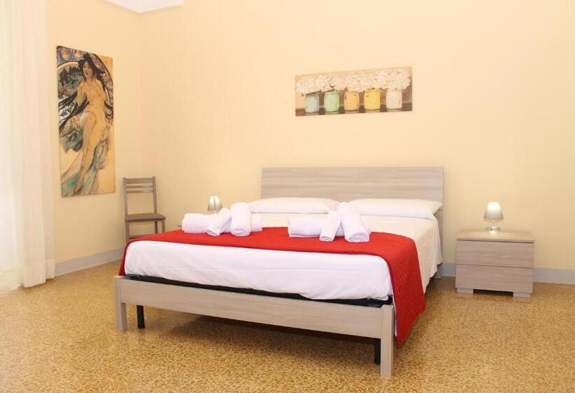 Anslutande Standardrum, Palazzo Rondine   Affittacamere Con Cucina