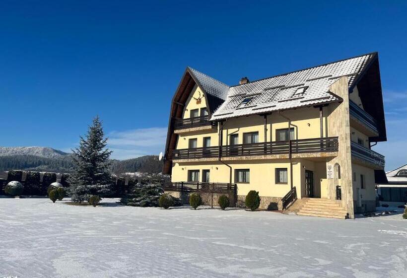 וילה דלוקס חדר שינה 1, Pensiunea Miorița Putna