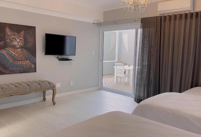 Quarto Triplo Deluxe, Niche Guesthouse