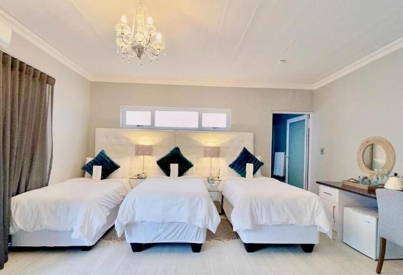 Quarto Triplo Deluxe, Niche Guesthouse