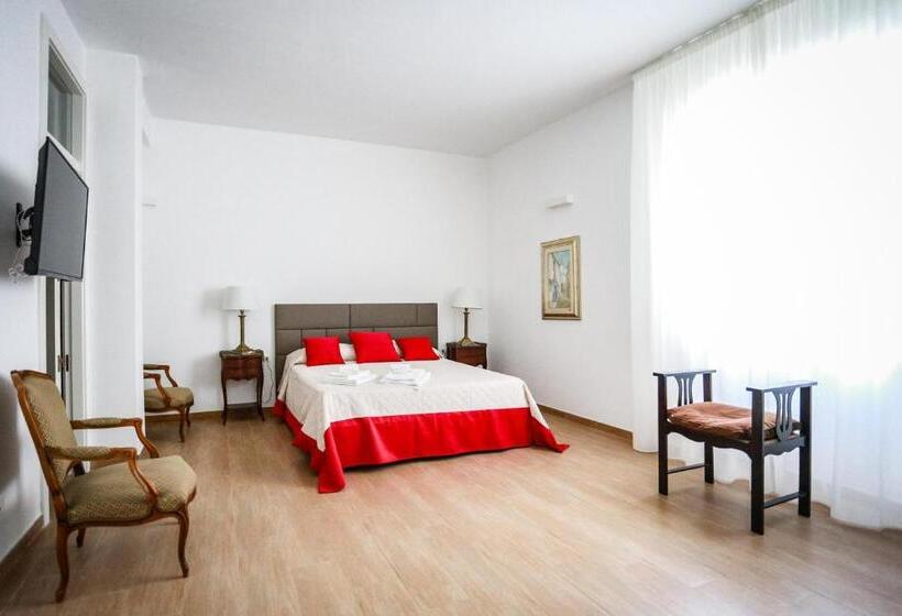 اتاق استاندارد چهار تخته, B&b Charme