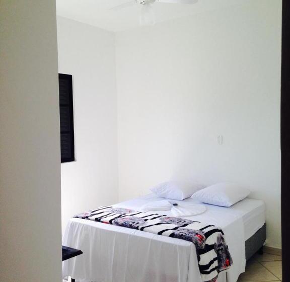 スタンダードトリプルルーム, Pousada Manacá