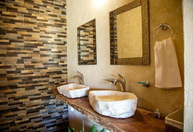 בקתת סופריור בת חדר 1, Zidada Hotel And Chalets