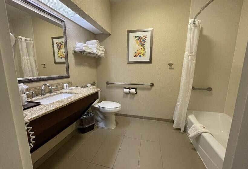 غرفه قياسيه سريرين مزدوجين, Comfort Inn Pinehurst   Southern Pines