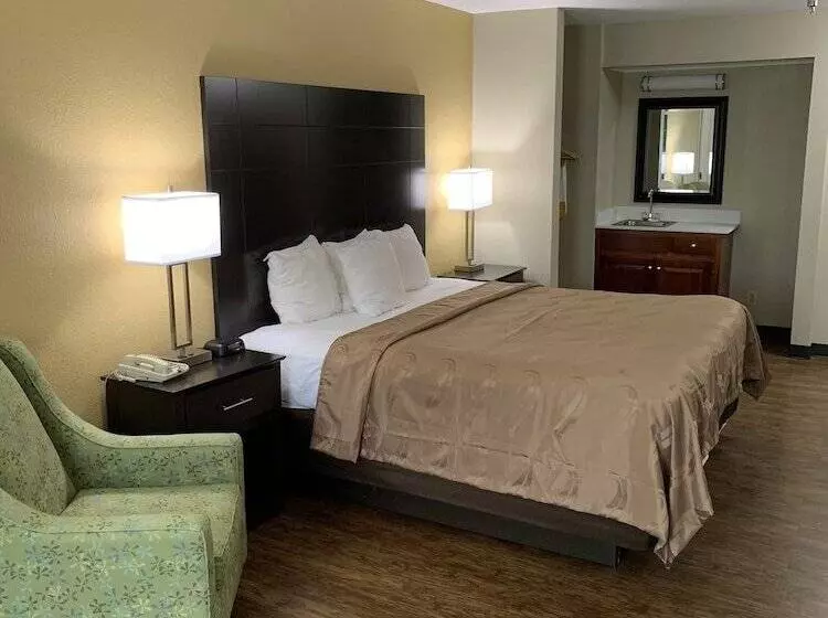 ２ダブルベッドのスタンダードルーム, Quality Inn & Suites Canton, Ga