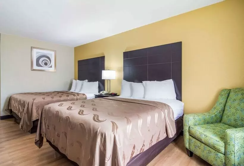 ２ダブルベッドのスタンダードルーム, Quality Inn & Suites Canton, Ga