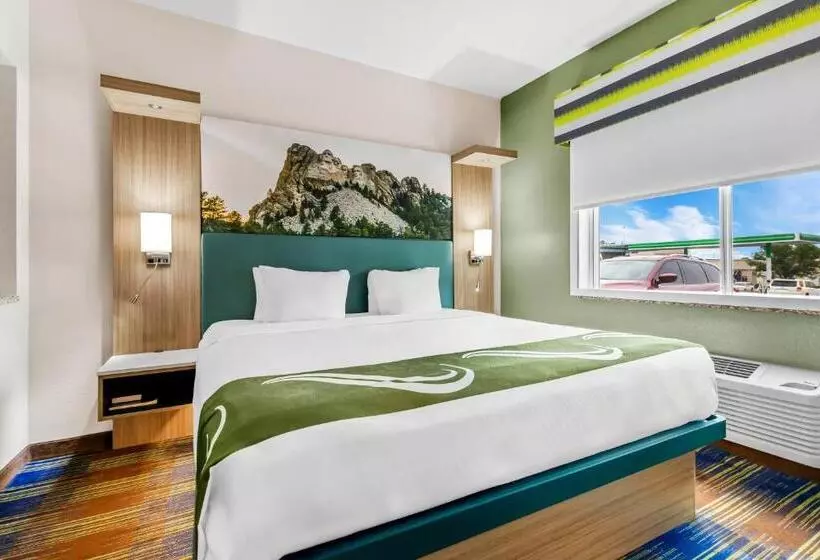 اتاق استاندارد با تخت بزرگ, Quality Inn Brookings University