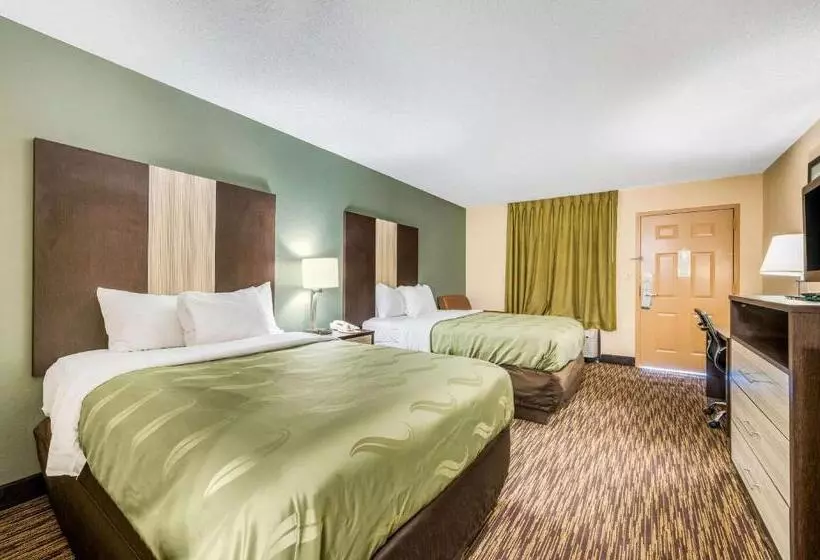 ２ダブルベッドのスタンダードルーム, Quality Inn Cullman I 65 Exit 310