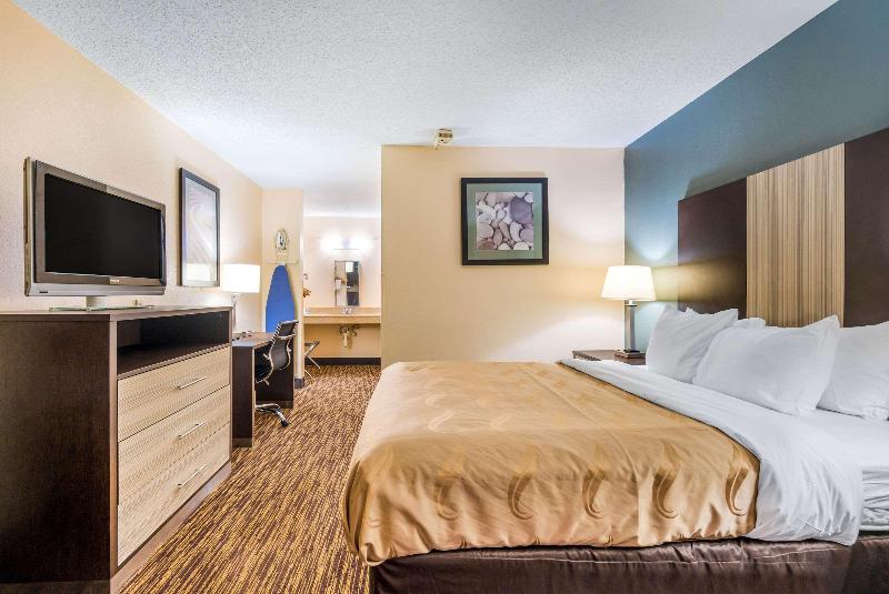 Номер Стандарт, Quality Inn Cullman I 65 Exit 310