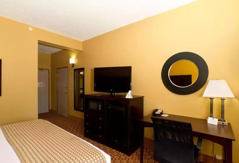 Standard-huone King-vuode, Quality Inn Plant City Lakeland