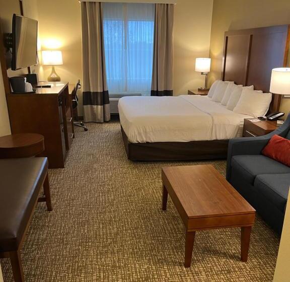 Люкс Кровать Кинг, Wingate By Wyndham Pittsburgh West Mifflin