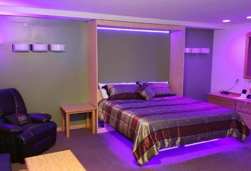 Suite King Size Bed, Bryan Inn