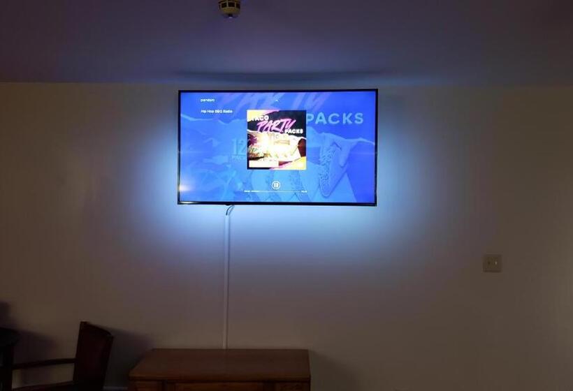 Suite King Size Bed, Bryan Inn