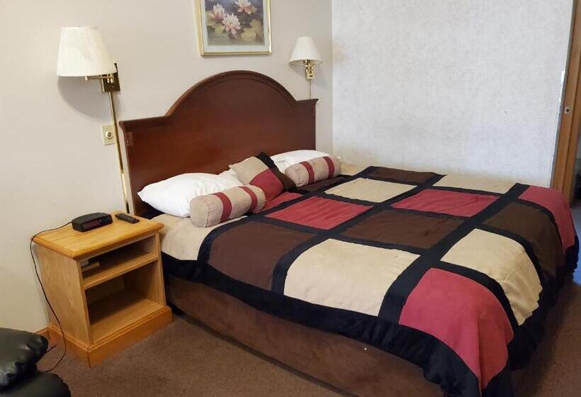 Deluxe Szoba Kind Size Bed, Bryan Inn