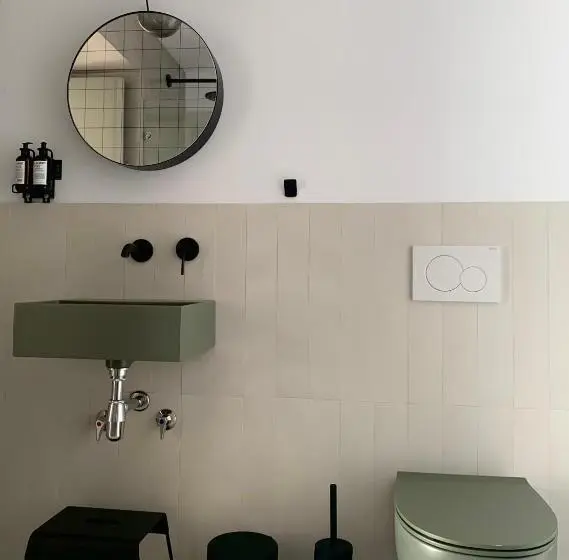 Habitación Estándar Interior, Fragile