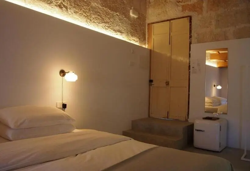 Habitación Estándar con Terraza, Fragile