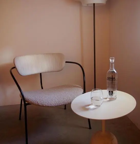 Habitación Estándar con Terraza, Fragile