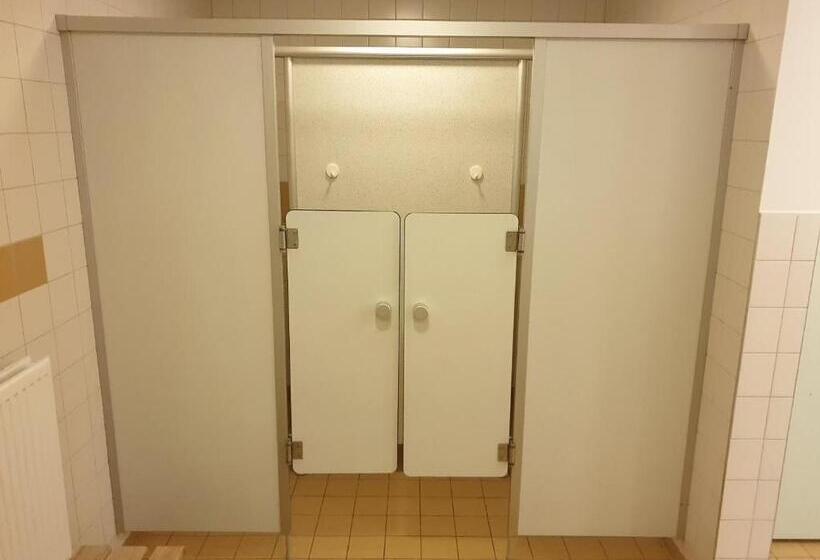 家庭房间共用浴室, Jugendherberge Westerland