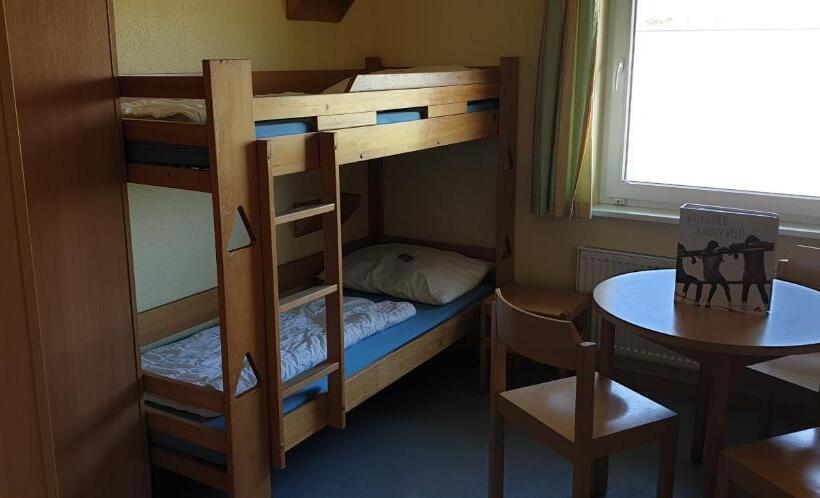 家庭房间共用浴室, Jugendherberge Westerland