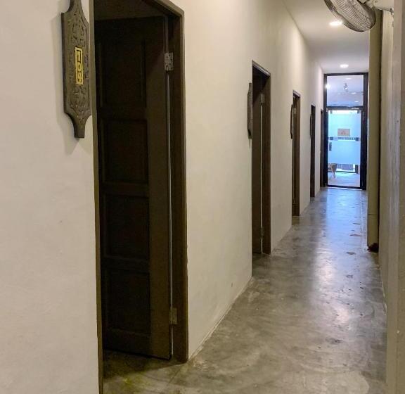 Стандартный Номер Кровать Кинг, Hornbill's Nest Kuching