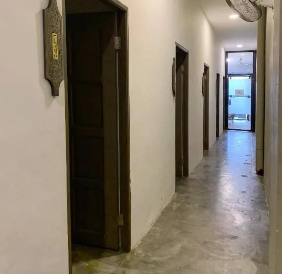 اتاق استاندارد با تخت بزرگ, Hornbill's Nest Kuching