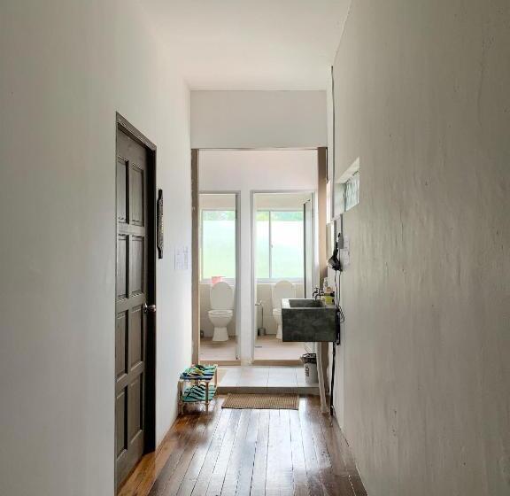 Стандартный Номер Кровать Кинг, Hornbill's Nest Kuching