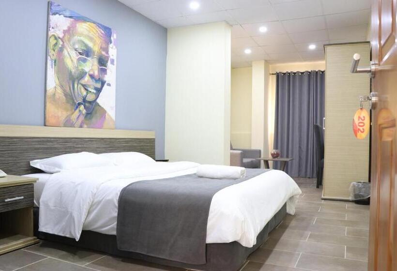 اتاق لوکس, The Cate House