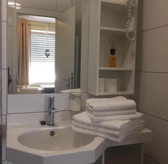 Standard Yhden Hengen Huone, Motel De Winter Motel Apartmenthaus Monteurzimmer