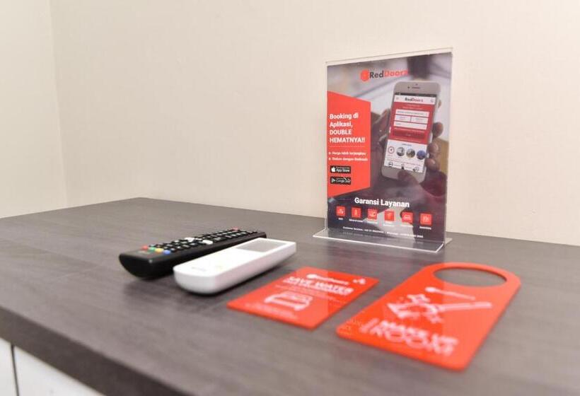 Номер Стандарт, Reddoorz Plus Near Jalan Imam Bonjol Denpasar