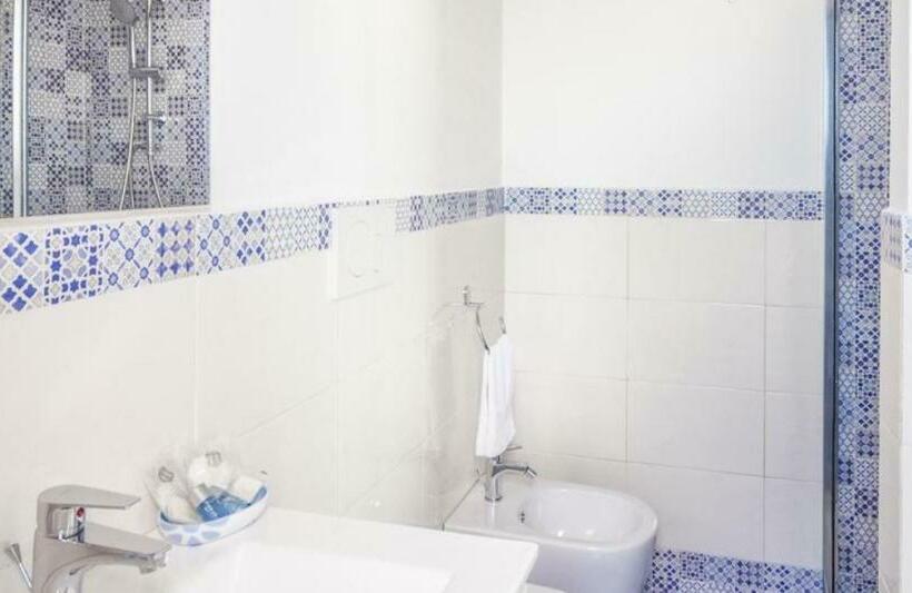 Studio Standard, Riflesso Sul Mare