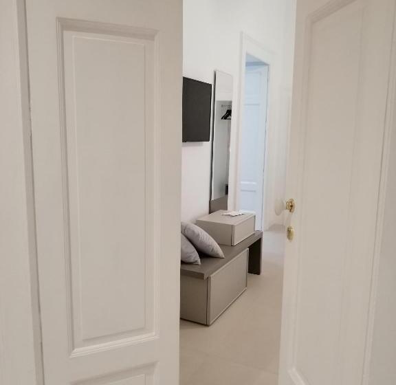 اتاق سوپریور, Bari 102