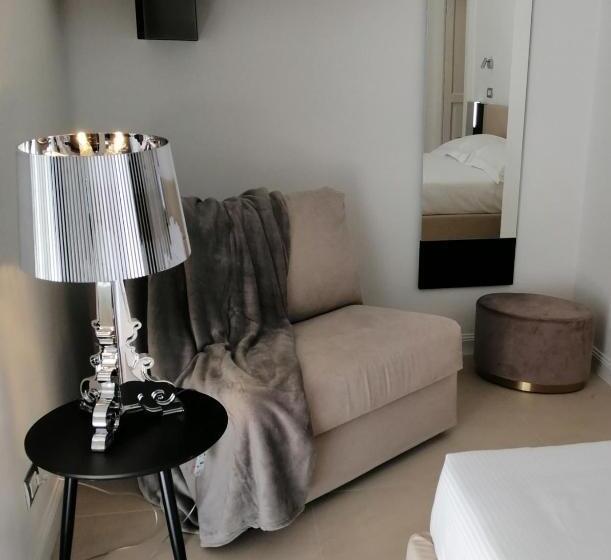 اتاق پرمیوم, Bari 102