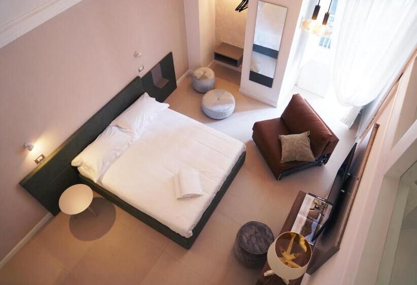 اتاق لوکس, Bari 102