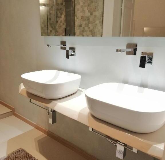 سوییت, Bari 102