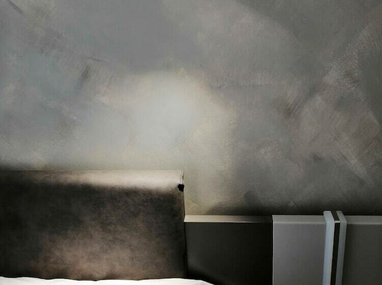 اتاق لوکس, Bari 102