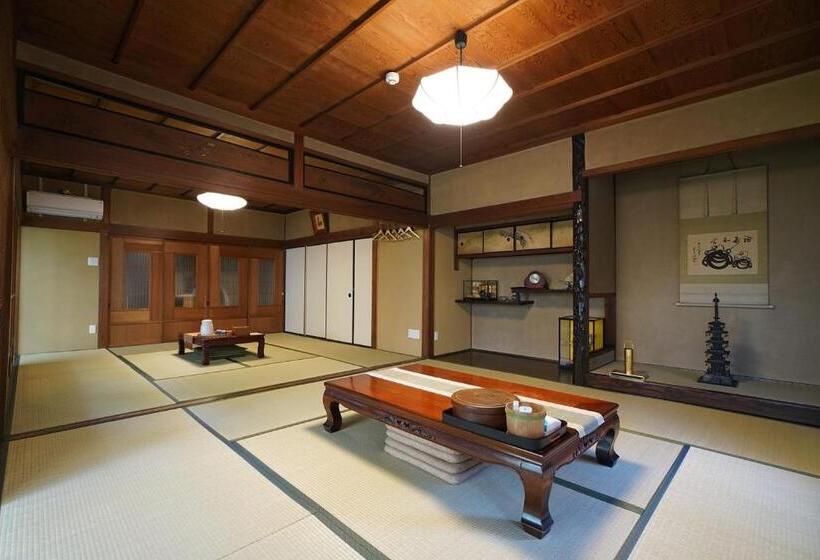 سوییت اجرایی, Uji Tea Inn