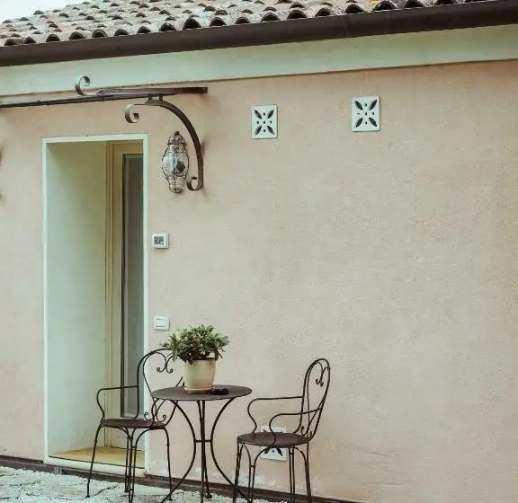 سوئیت جونیور با چشم‌انداز باغ, Agriturismo San Michele