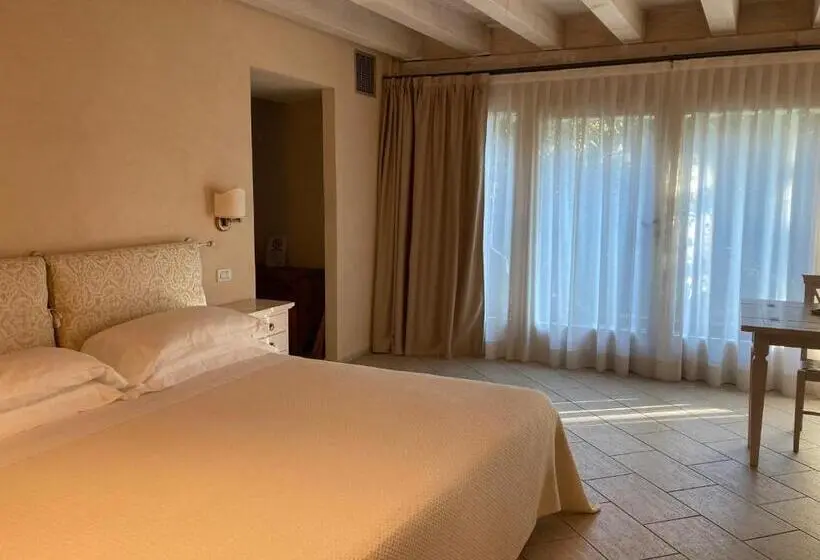 اتاق لوکس با تخت بزرگ, Agriturismo San Michele