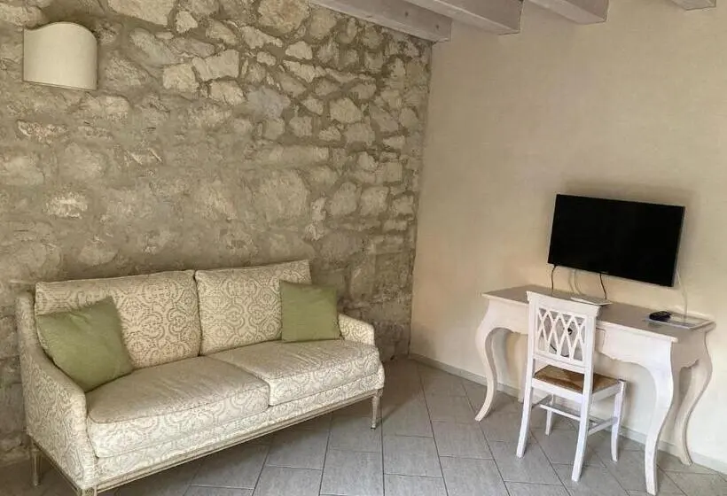 اتاق لوکس با تخت بزرگ, Agriturismo San Michele