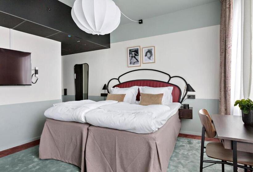 חדר משפחתי, Gio; Bw Signature Collection