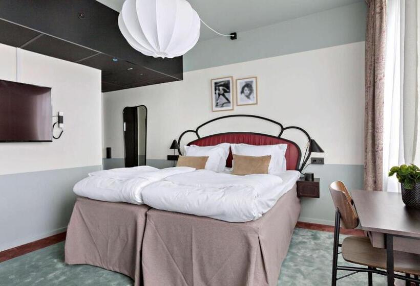 חדר משפחתי, Gio; Bw Signature Collection