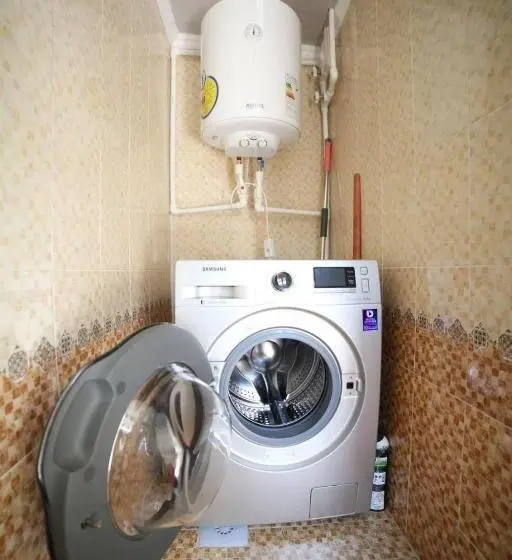 Standard Neljän Hengen Huone, Guest House Firuza