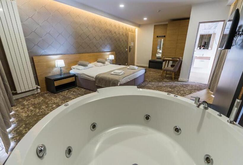 اتاق استاندارد با تخت بزرگ, Solay